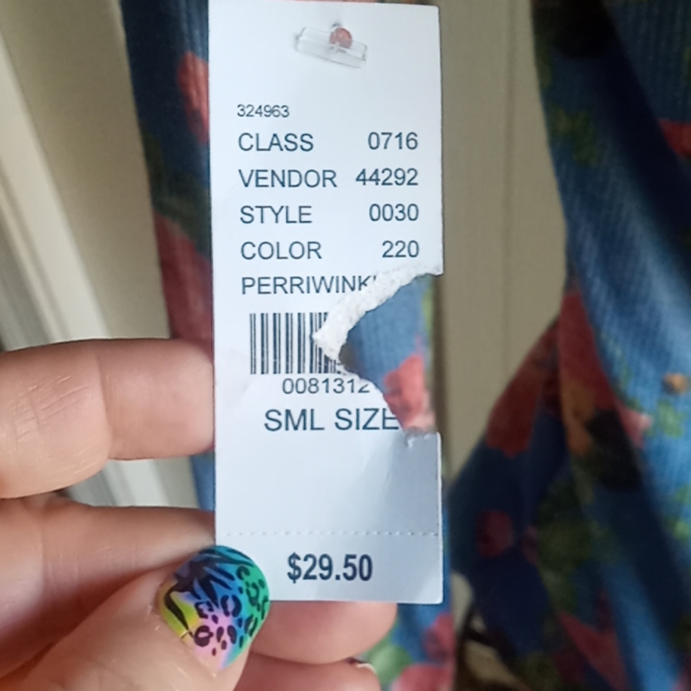 Top - Picture 5 of 7